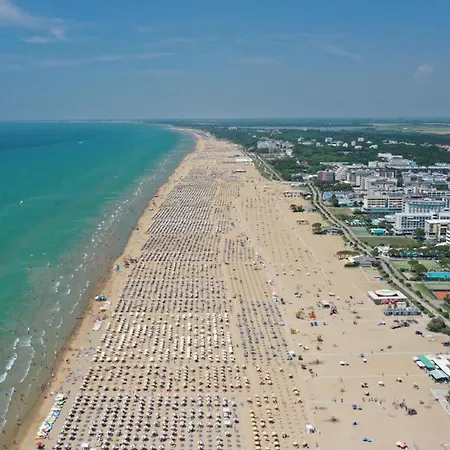 Spend Your In Our Beautiful Flat - Beahost Bibione
